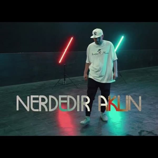 Nerdedir Aklin - Babak Rocket